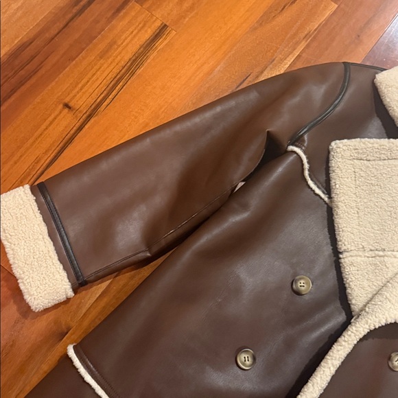 Song of Style Brown Faux Leather with Cream Interior - Picture 3 of 11